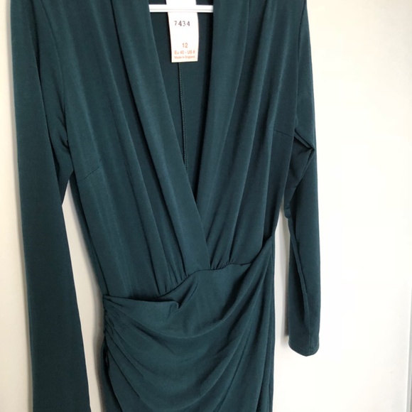 Emerald tall plunge front wrap maxi dress - Picture 4 of 5